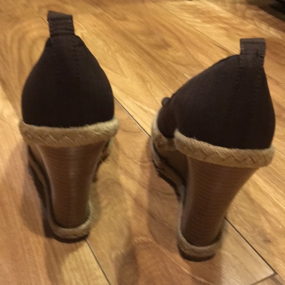 Wedges - Picture 5 of 5